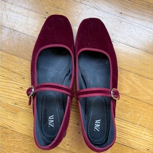 Zara Women's Deep Red Velvet Loafers